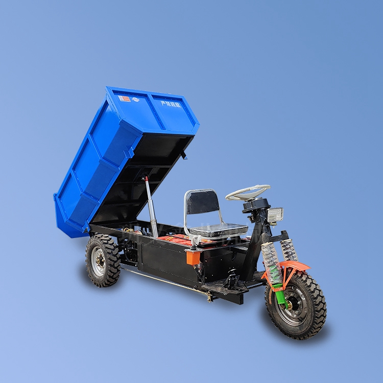 天氣炎熱 工地電動(dòng)車讓工程簡(jiǎn)單