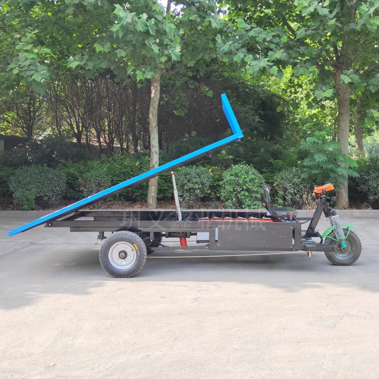 三輪自卸電動(dòng)平板車為用戶而來(lái)